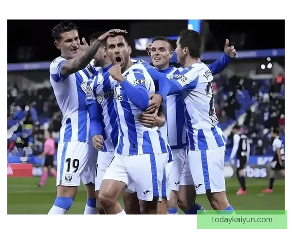 费基尔展现惊人创造力，西甲赛场正迎来发挥稳健的表现。