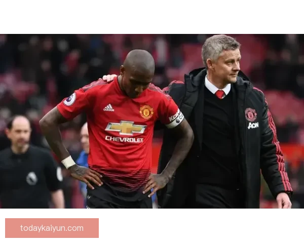 法国转会传闻引发关注，球员动态影响本赛季竞争格局